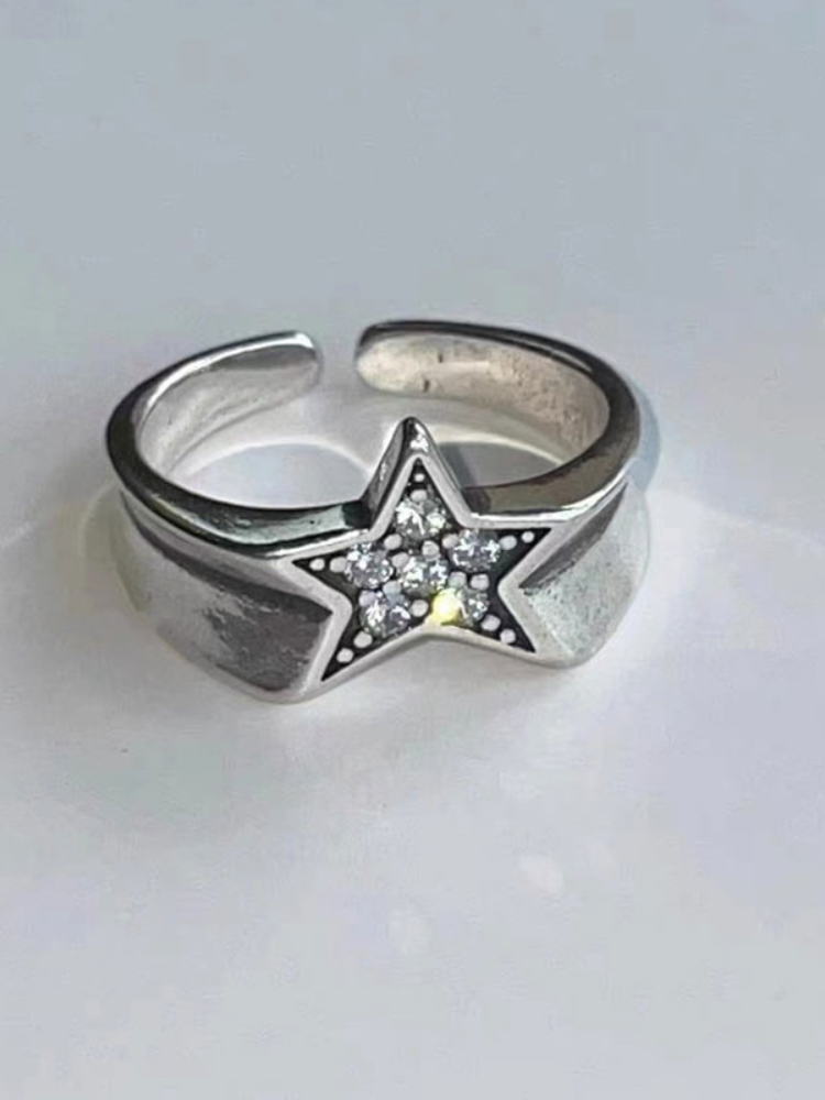 Rhinestone Star Ring